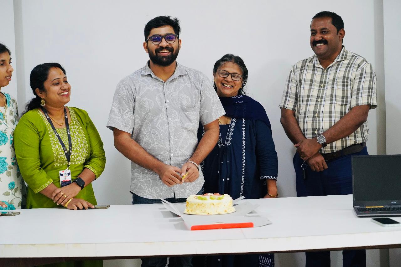 Business growth event showcasing Manu Varghese Digital expertise